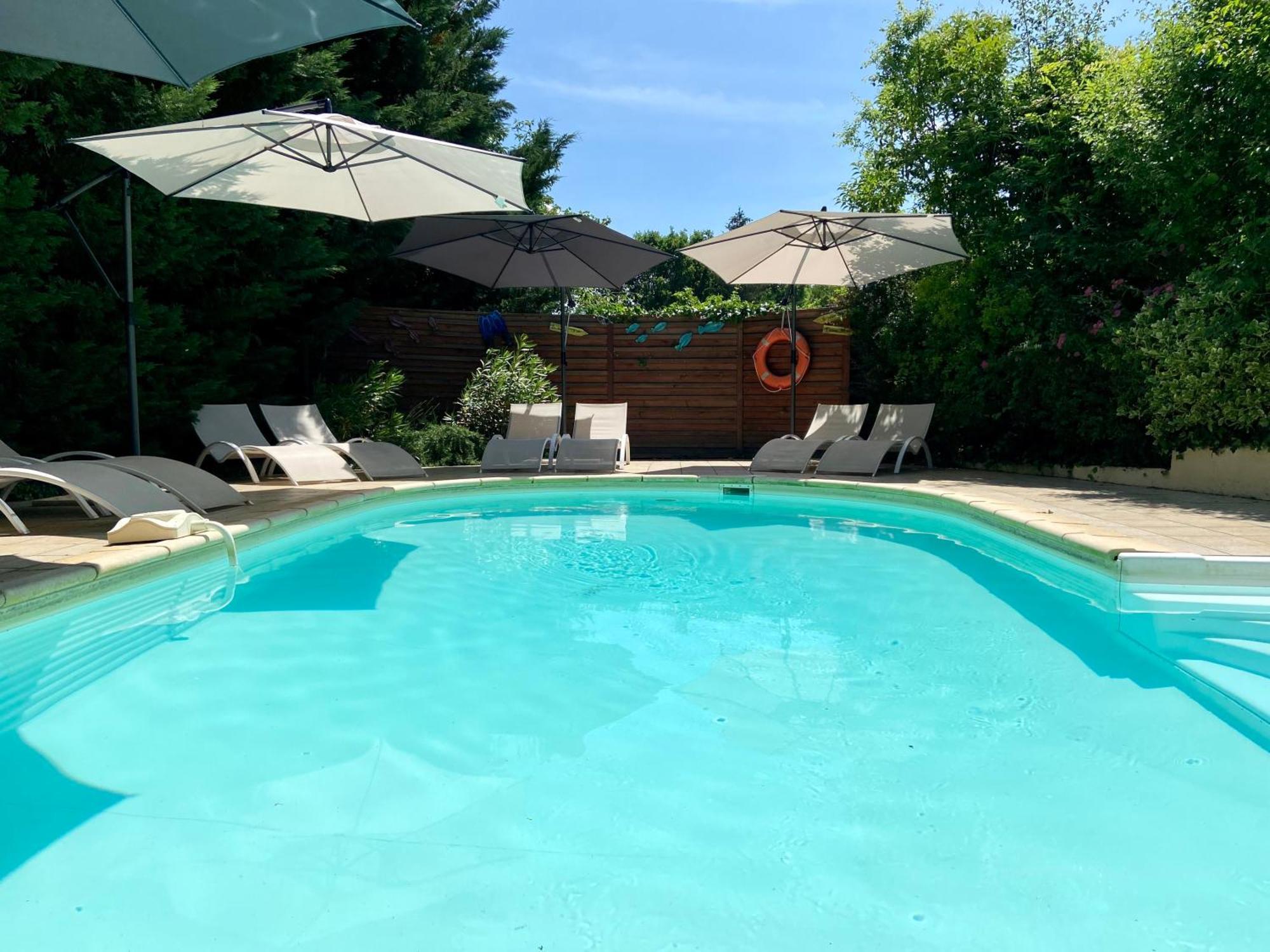 Le Cocon Boheme - Maison Climatisee Au Coeur De Sarlat - Parking - Piscine Chauffee - Spa Et Massages Экстерьер фото